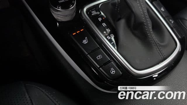 Kia Seltos 2024 — Şəkil 17/20