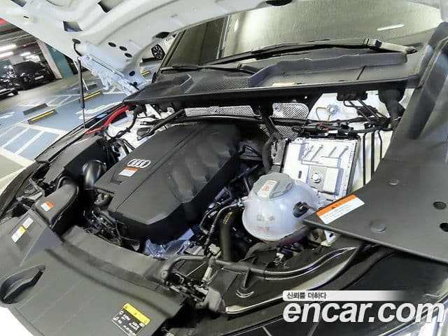 Audi Q5 2023 — Şəkil 19/20