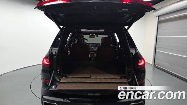 BMW X7 2021 — Şəkil 20/20