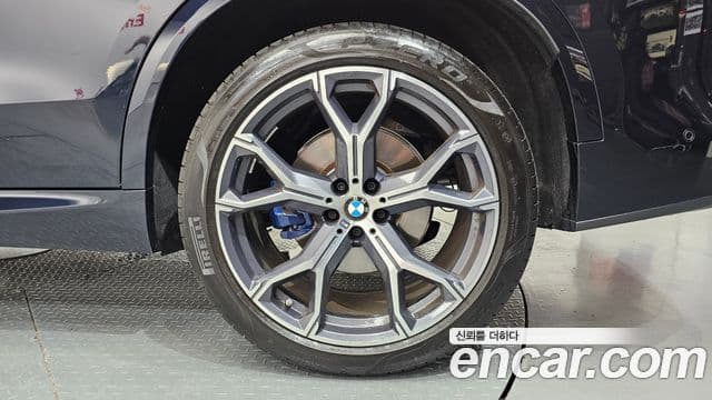 BMW X5 2024 — Photo 34/36