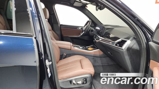 BMW X5 2024 — Photo 22/33