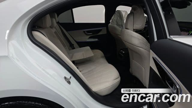 Mercedes-Benz E-Class 2026 — Şəkil 11/20
