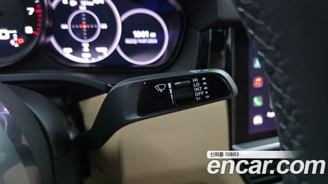 Porsche Cayenne 2023 — фото 20 из 20