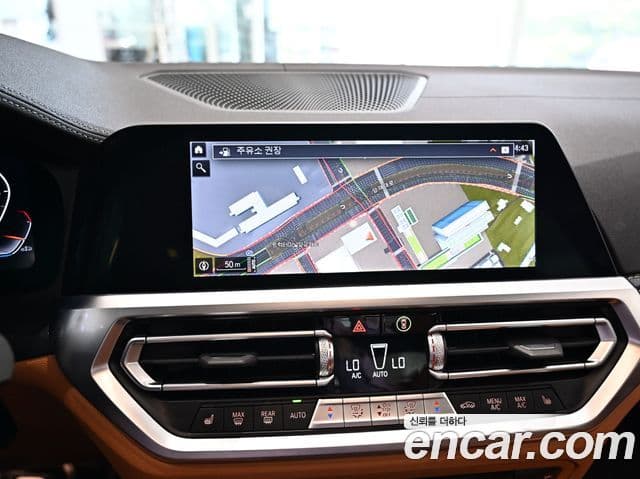 BMW 3 Series 2022 — ფოტო 9/19