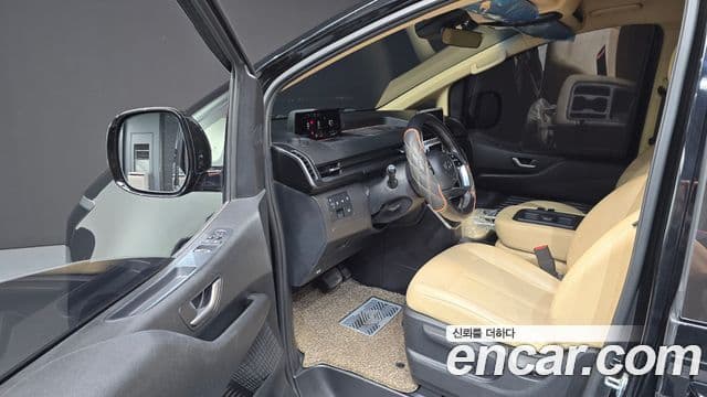 Hyundai Staria 2021 — Şəkil 10/20