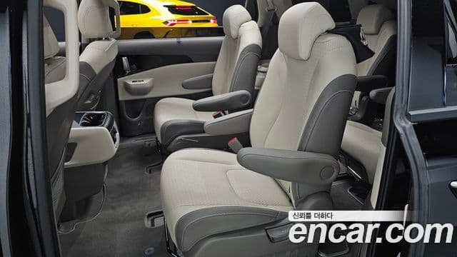 Kia Carnival 2024 — ფოტო 12/20