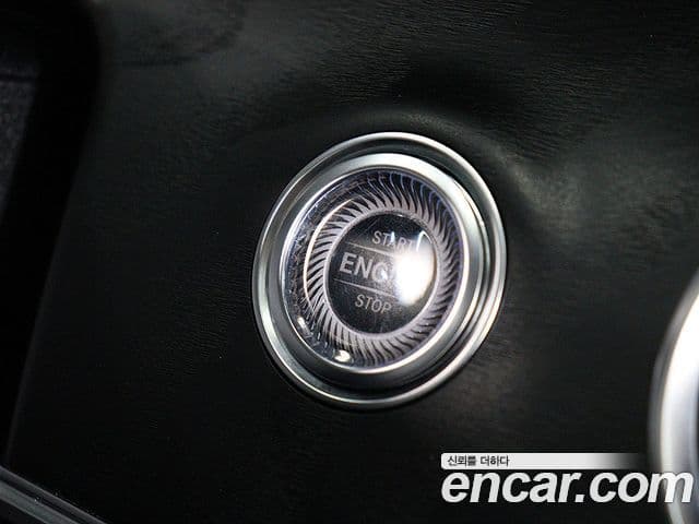 Mercedes-Benz E-Class 2023 — Şəkil 20/20