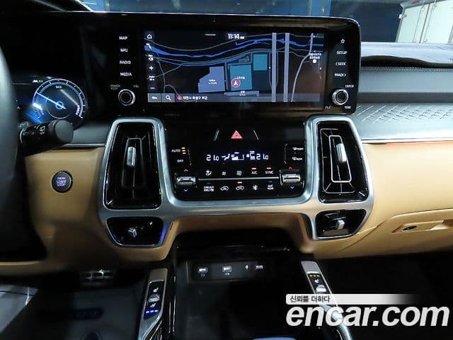 Kia Sorento 2020 — ფოტო 8/20