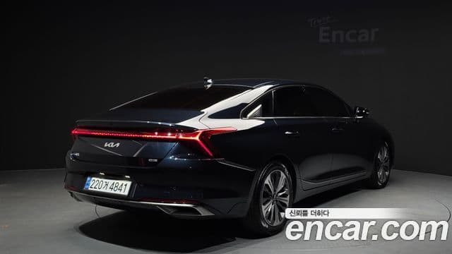Kia K8 2021 — Şəkil 2/20