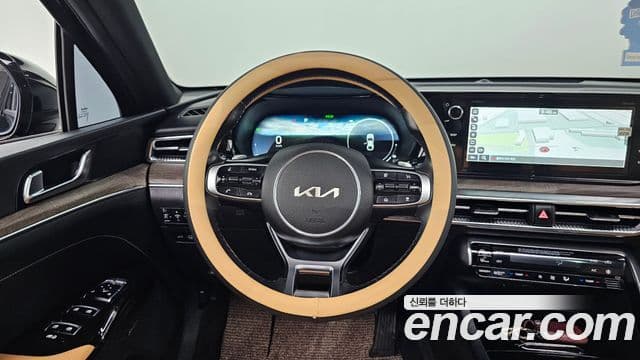 Kia K5 2021 — Şəkil 13/20