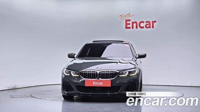 BMW 3 Series 2021 — ფოტო 2/20