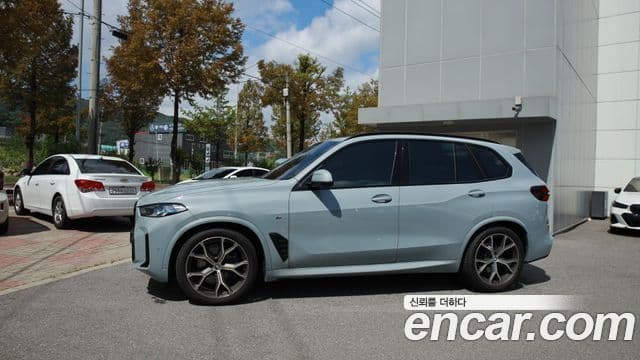 BMW X5 2025 — Photo 4/15