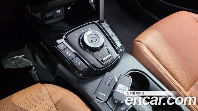Kia Seltos 2024 — Şəkil 8/20