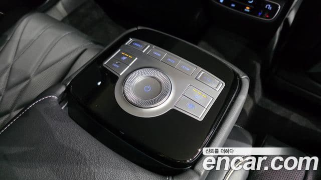 Genesis Electrified G80 2021 — Şəkil 19/20