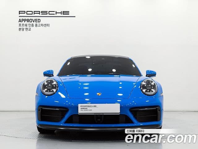 Porsche 911 2023 — Photo 11/19