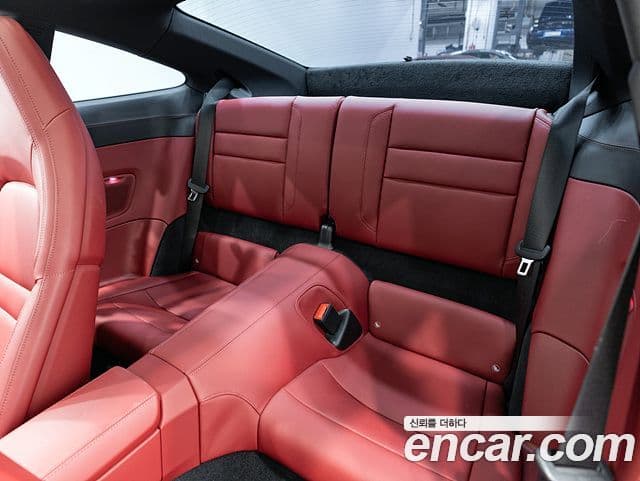 Porsche 911 2023 — Photo 18/19