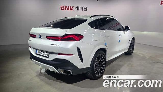 BMW X6 2025 — Фото 1/20