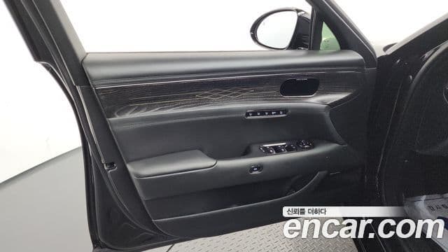 Genesis G90 2024 — Şəkil 29/38