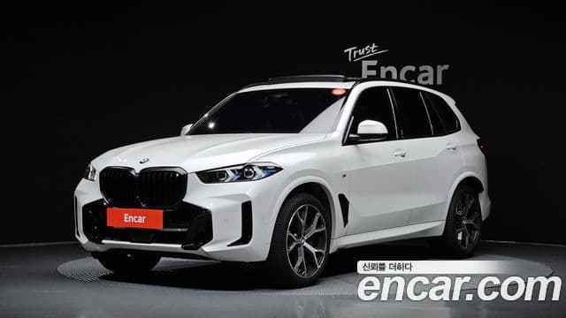 BMW X5 2023 — Фото 1/20