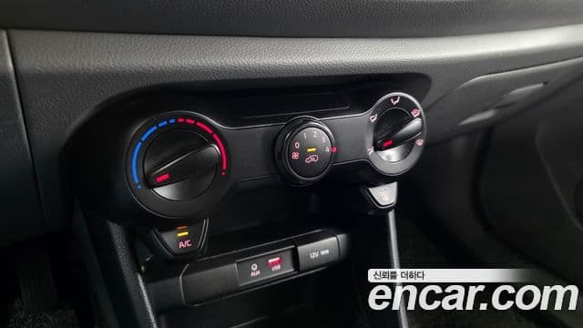 Kia All New Morning 2018 — ფოტო 2/20