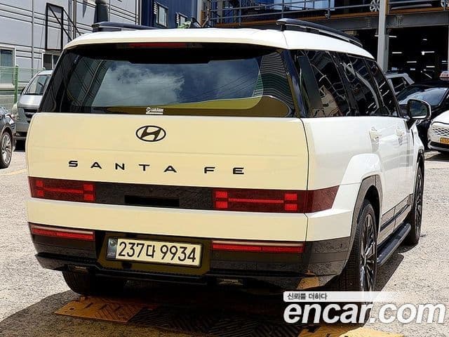 Hyundai Santa Fe 2025 — Фото 3/20