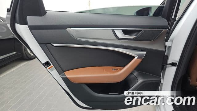 Audi A6 2021 — Şəkil 20/33
