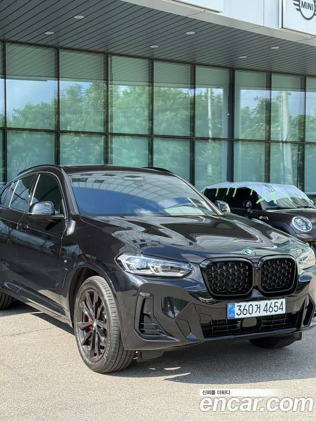 BMW X4, 2025