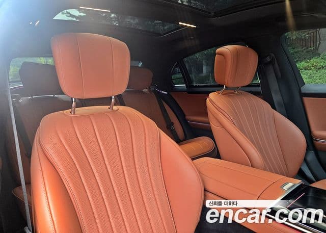 Mercedes-Benz S-Class 2022 — Photo 4/20