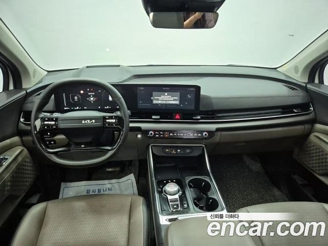 Kia Carnival 2024 — Фото 18/19