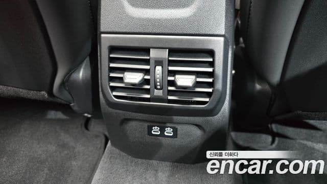BMW 1 Series 2025 — Şəkil 24/30