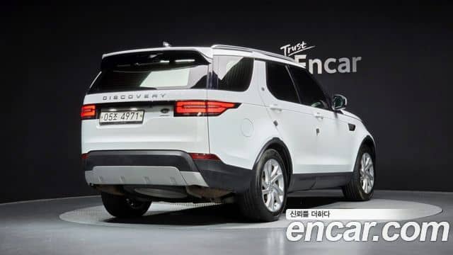 Land Rover Discovery 5, 2018