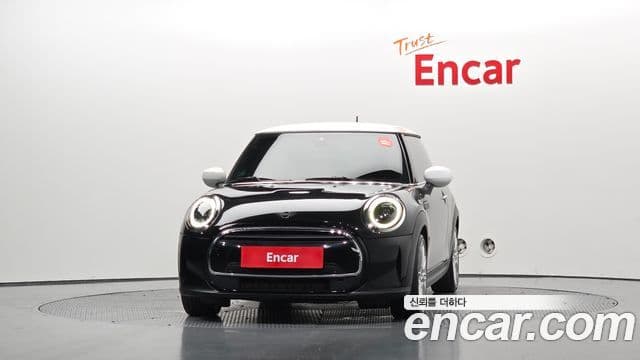 Mini Cooper 2022 — ფოტო 9/31
