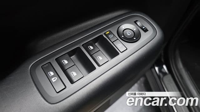 Hyundai Santa Fe 2023 — Şəkil 20/32
