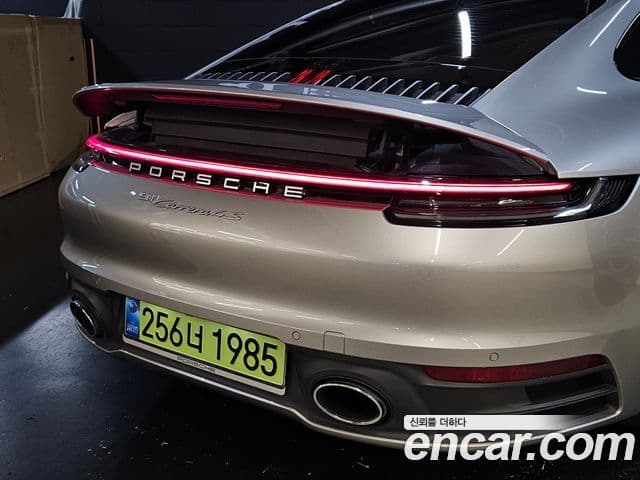 Porsche 911 2021 — Photo 10/20