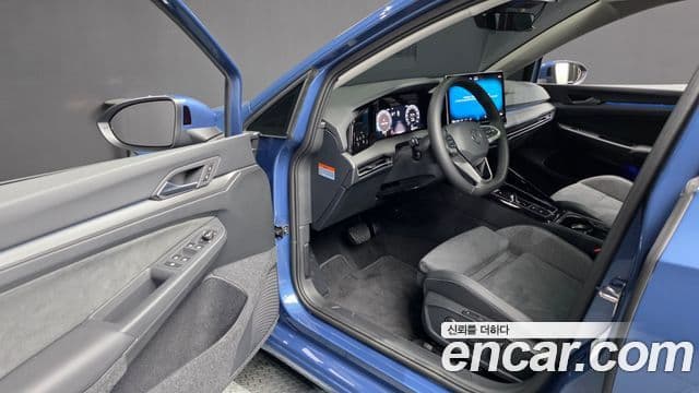 Volkswagen Golf 2026 — Şəkil 10/36