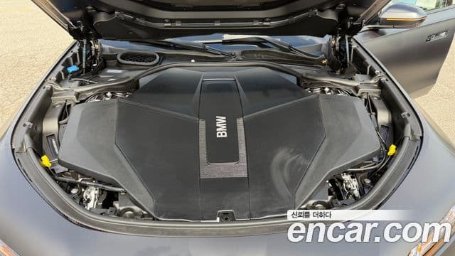 BMW i7 2024 — Photo 13/20