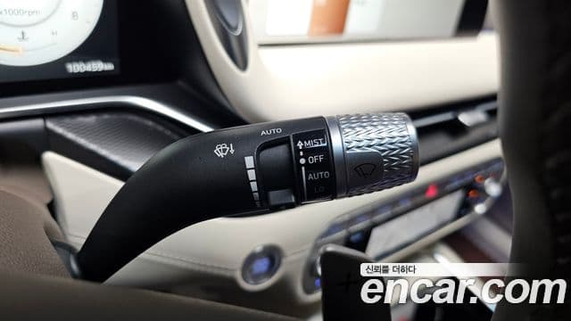 Genesis G90 2022 — ფოტო 31/38