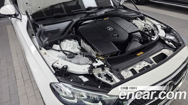 Mercedes-Benz E-Class 2025 — Фото 6/20