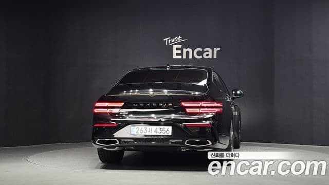 Genesis G80 2025 — Şəkil 34/38