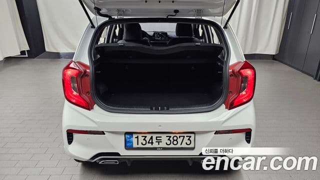 Kia Morning Urban 2022 — Photo 10/33