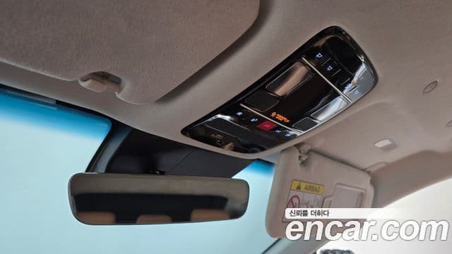 Hyundai Grandeur 2023 — Фото 19/20