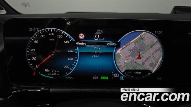 Mercedes-Benz EQA 2024 — ფოტო 10/20