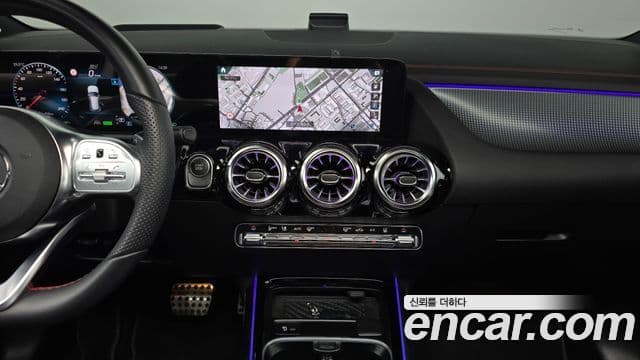Mercedes-Benz EQA 2024 — ფოტო 19/20