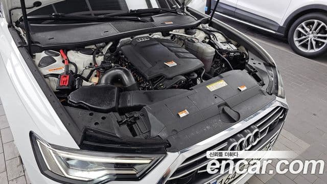 Audi A6 2020 — ფოტო 9/36