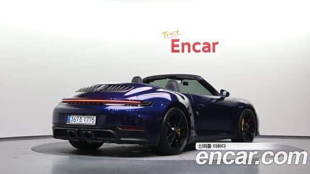 Porsche 911, 2025