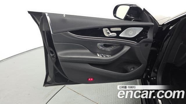 Mercedes-Benz AMG GT 2021 — Şəkil 15/32