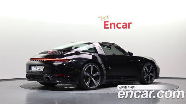 Porsche 911 2024 — Photo 14/20
