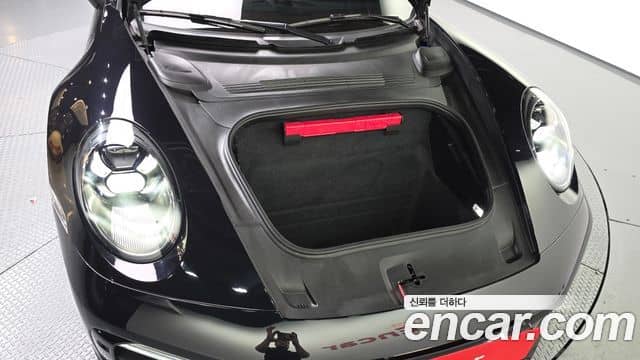 Porsche 911, 2024