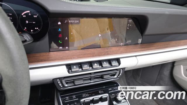 Porsche 911 2024 — Photo 19/20