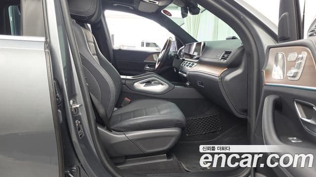 Mercedes-Benz GLS-Class 2021 — Фото 11/20